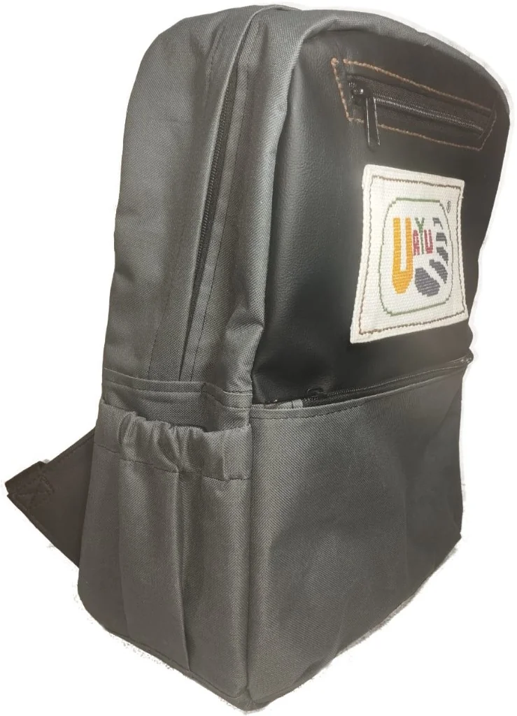 Vista lateral gris negro